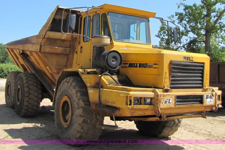 image for item 3579 Bell B40 6X6 dump truck
