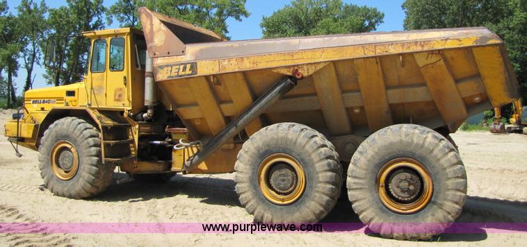 image for item 3579 Bell B40 6X6 dump truck