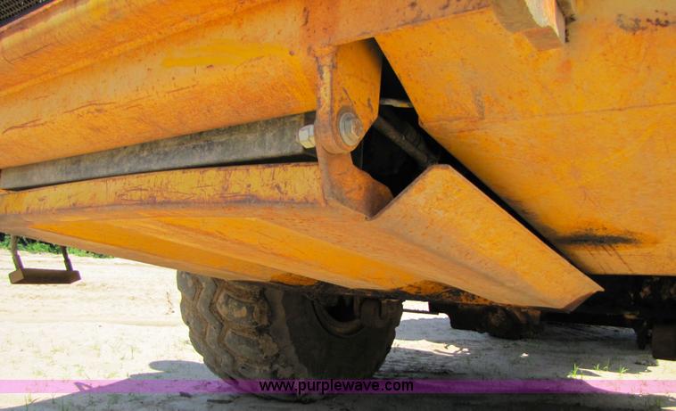 image for item 3579 Bell B40 6X6 dump truck