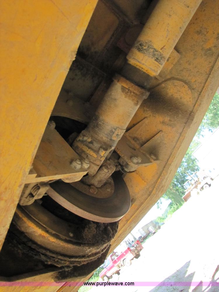 image for item 3579 Bell B40 6X6 dump truck