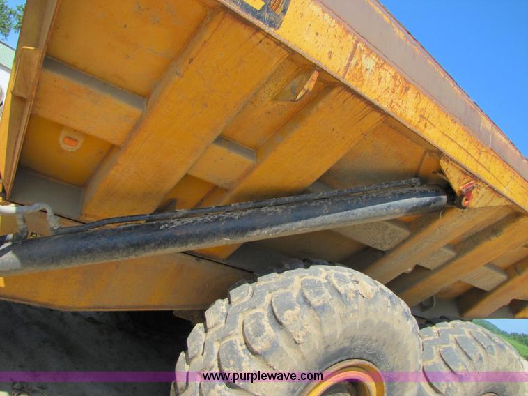 image for item 3579 Bell B40 6X6 dump truck