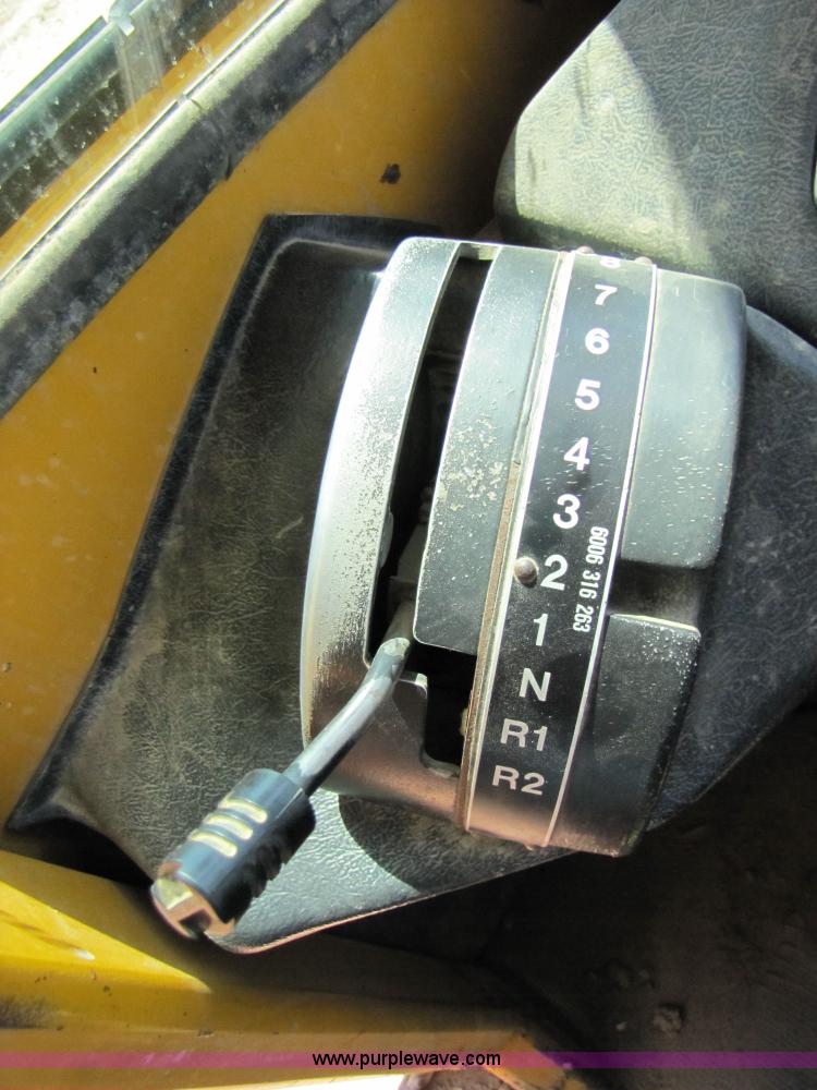 image for item 3579 Bell B40 6X6 dump truck