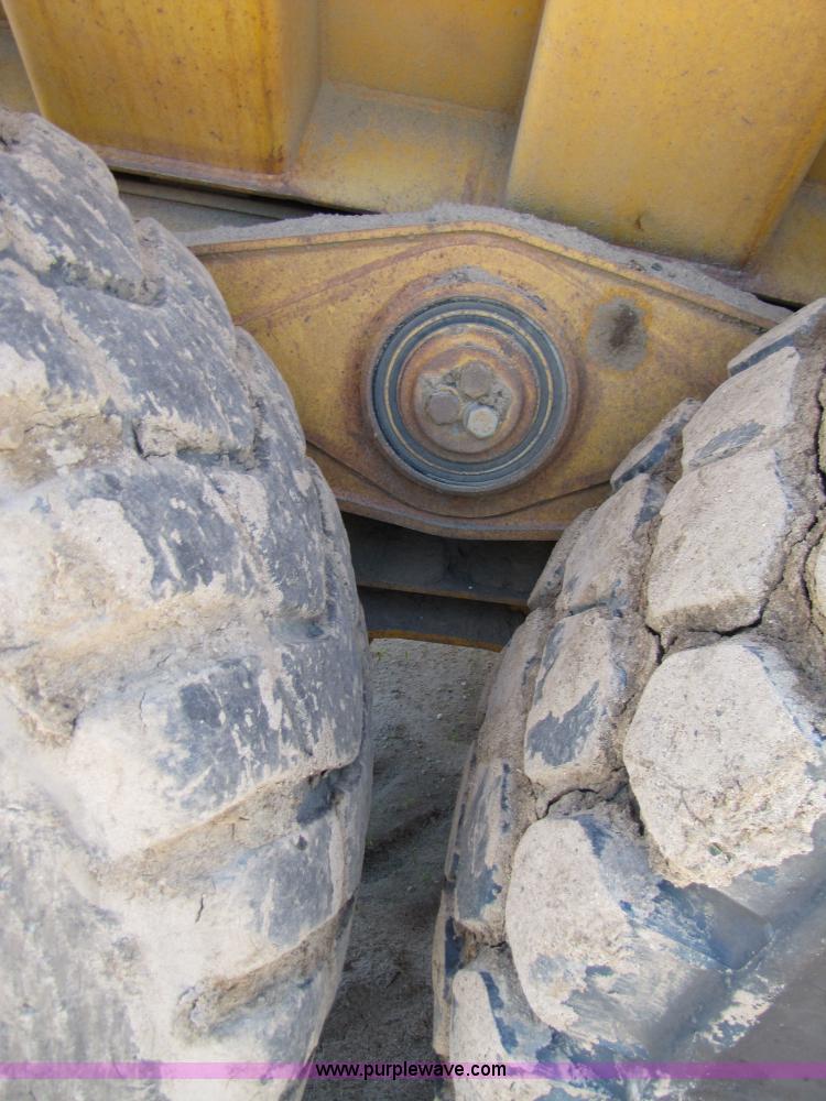 image for item 3579 Bell B40 6X6 dump truck