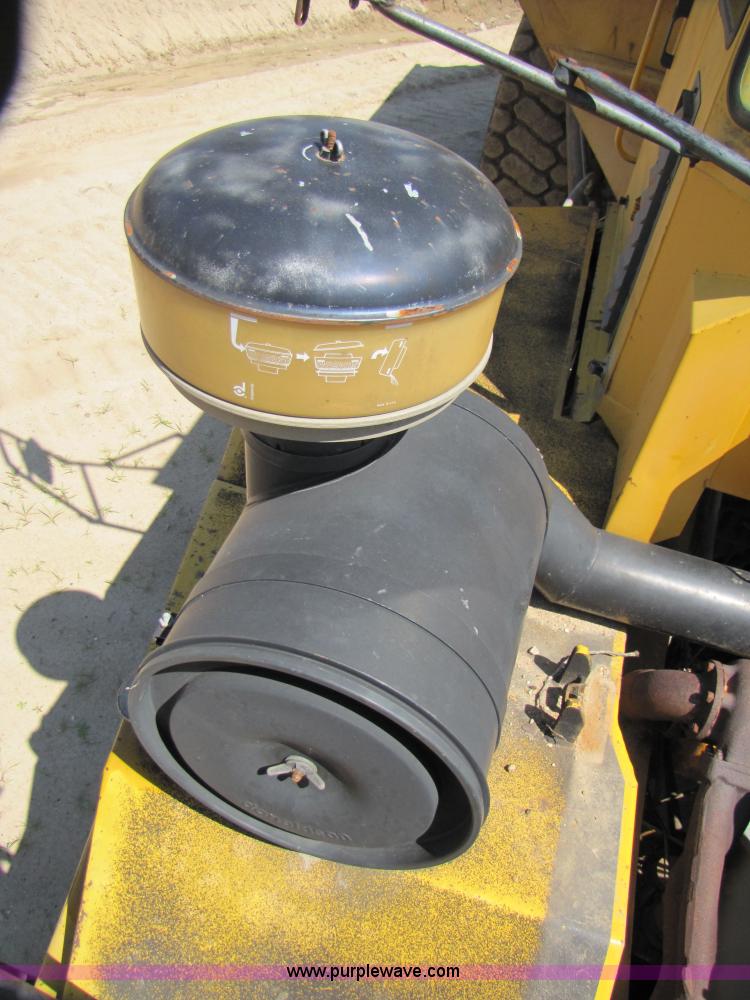 image for item 3579 Bell B40 6X6 dump truck