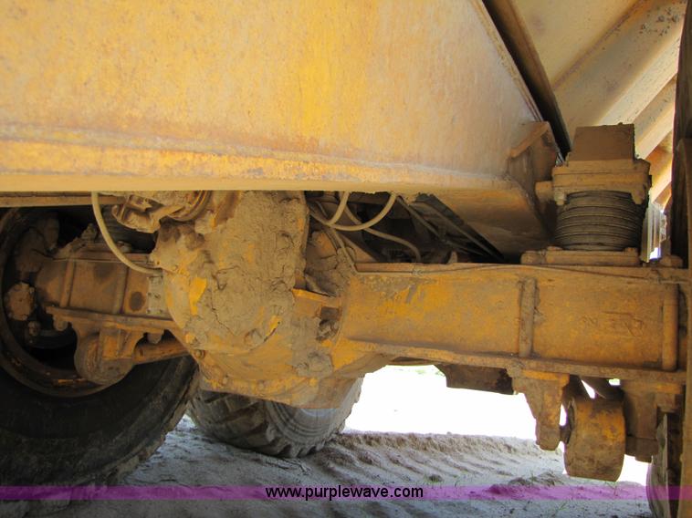 image for item 3579 Bell B40 6X6 dump truck