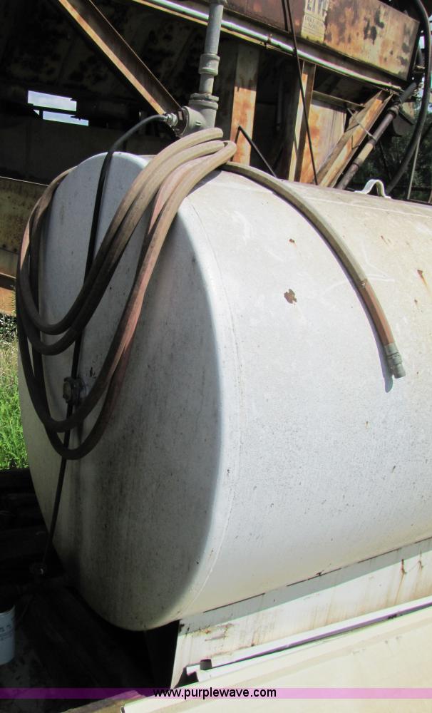 image for item 3595 500 gallon fuel tank