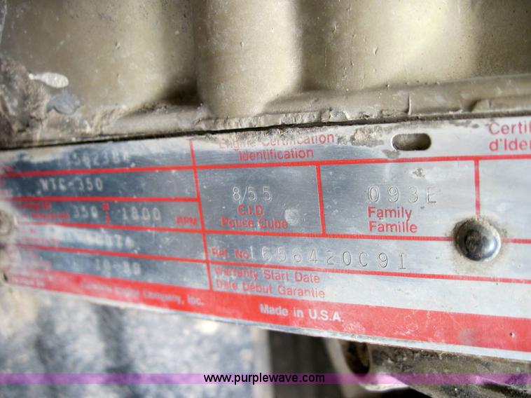 image for item 4000 1990 International Series 9400 semi truck