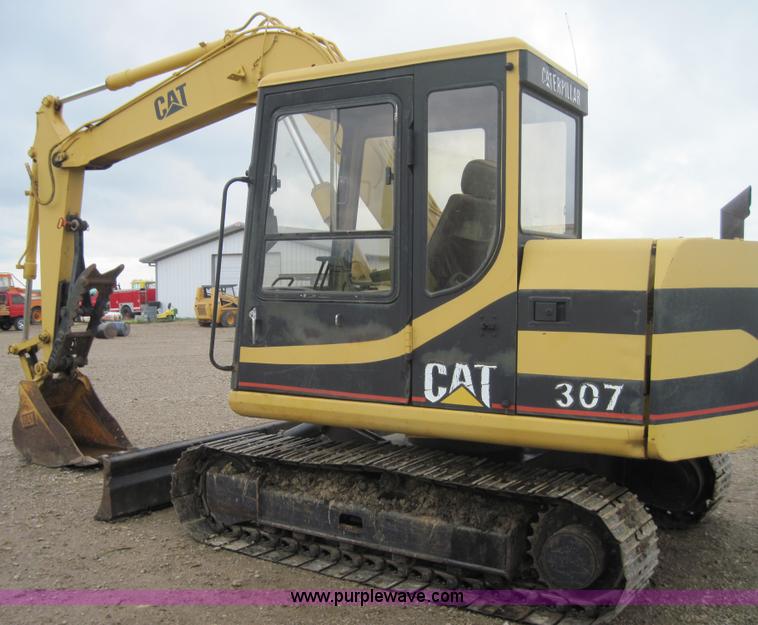 image for item 4001 1995 Caterpillar 307 excavator