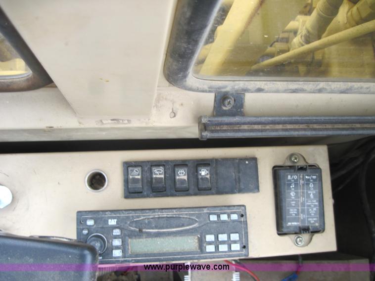image for item 4001 1995 Caterpillar 307 excavator