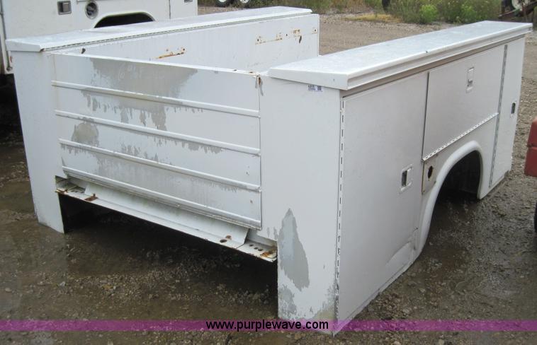 image for item 4005 Knapheide truck bed