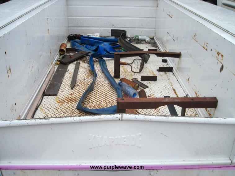 image for item 4005 Knapheide truck bed