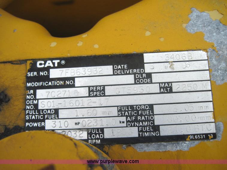 image for item 4007 1986 Caterpillar 3406B engine with Eaton Fuller nine speed transmission