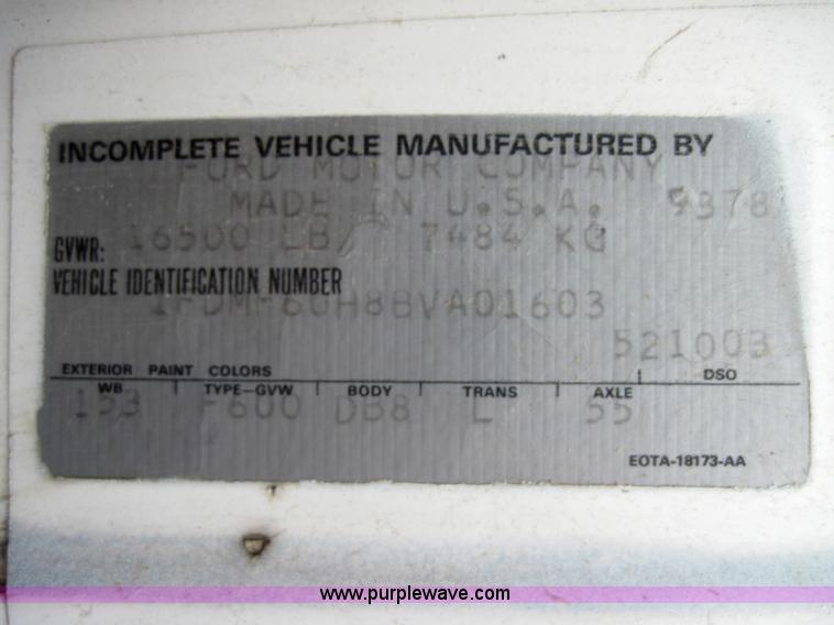 image for item 4010 1981 Ford Medium Heavy F600 truck