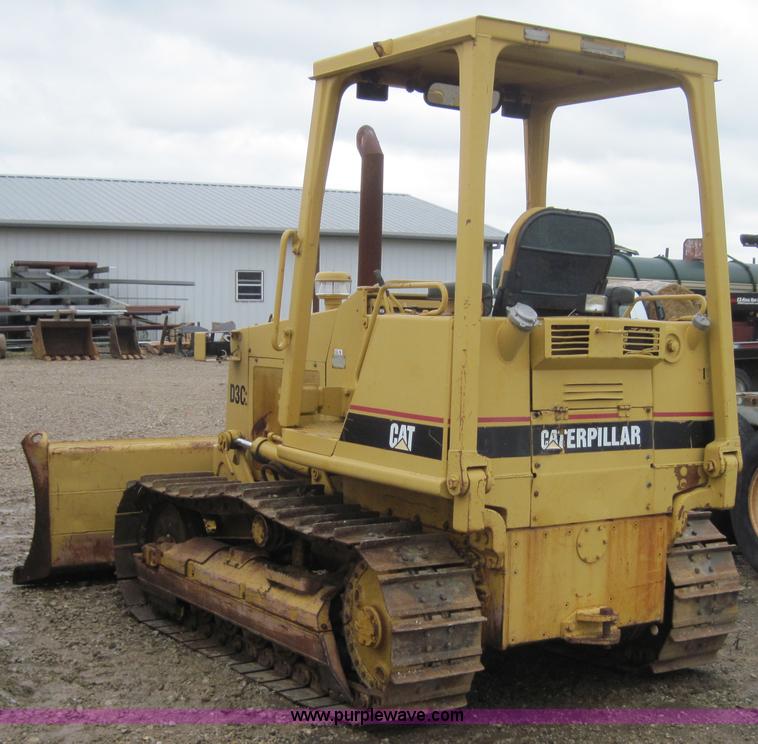 image for item 4012 1989 Caterpillar D3C dozer