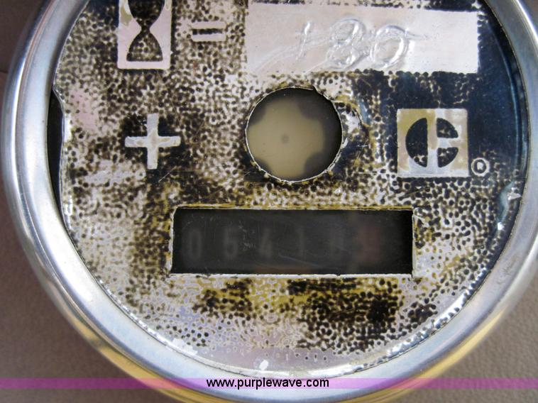 image for item 4012 1989 Caterpillar D3C dozer