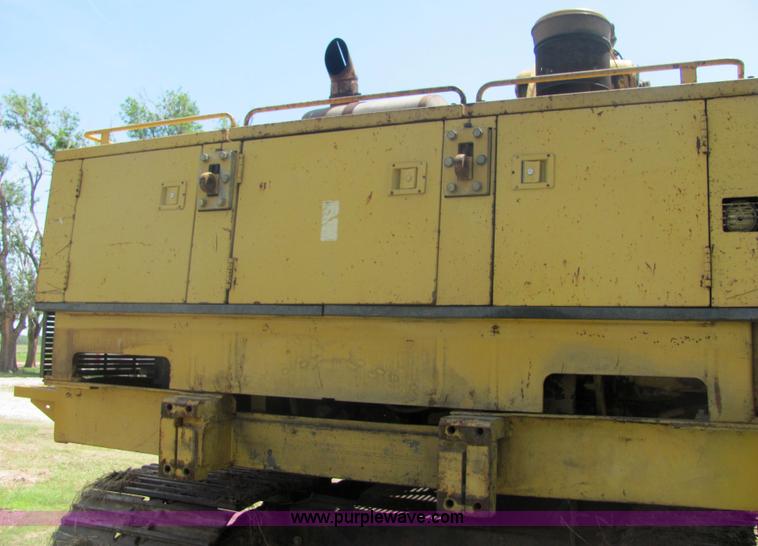 image for item 4617 1989 Caterpillar 235C excavator