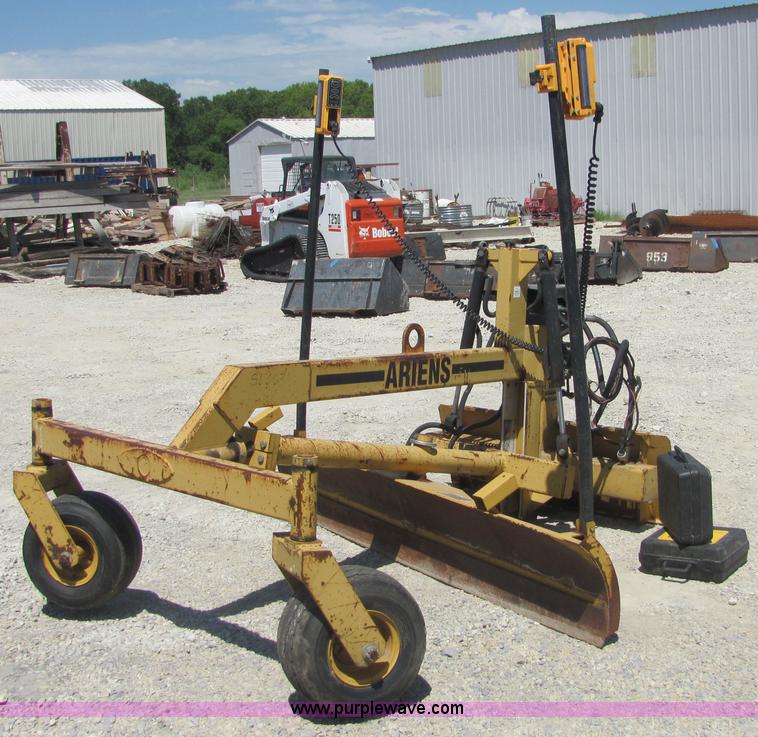 Ariens 8' grader skid steer attachment in Wichita, KS Item 4736 sold