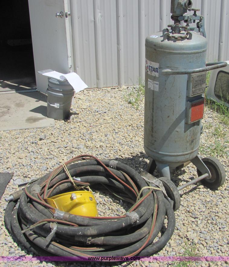 image for item 4740 1991 Sanstorm ARWB sand blaster