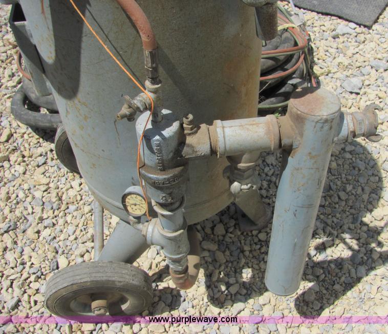 image for item 4740 1991 Sanstorm ARWB sand blaster