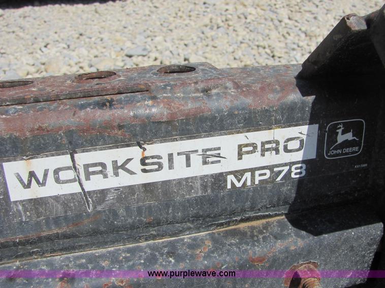 image for item 4744 John Deere 78" skid steer clam bucket