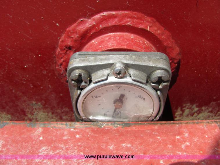 image for item 4745 We-Mac 300 gallon fuel tank and containment