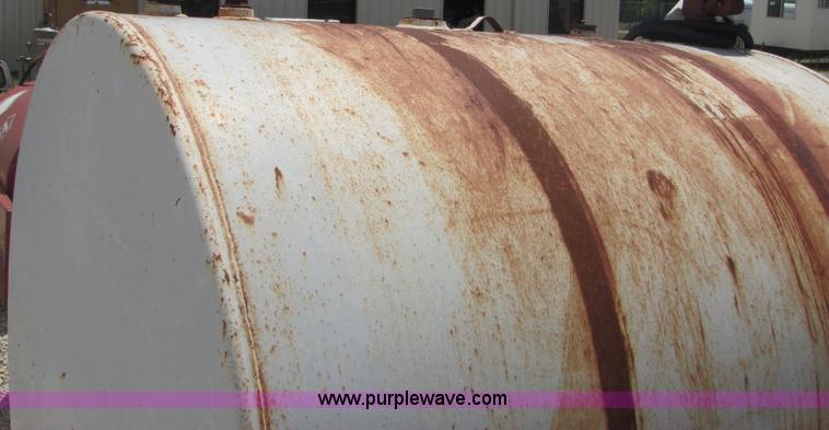 image for item 4747 500 gallon fuel tank