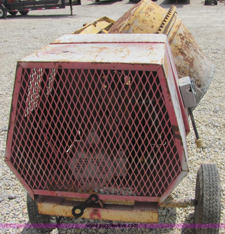 image for item 4748 Best Grand concrete mixer