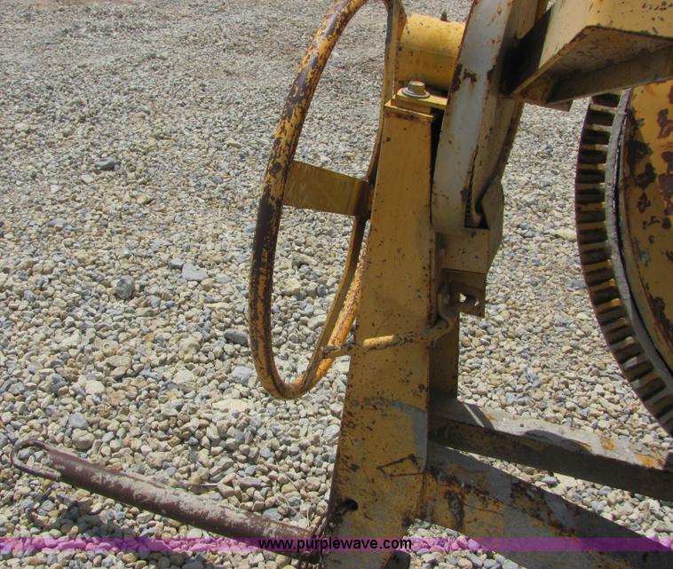 image for item 4748 Best Grand concrete mixer