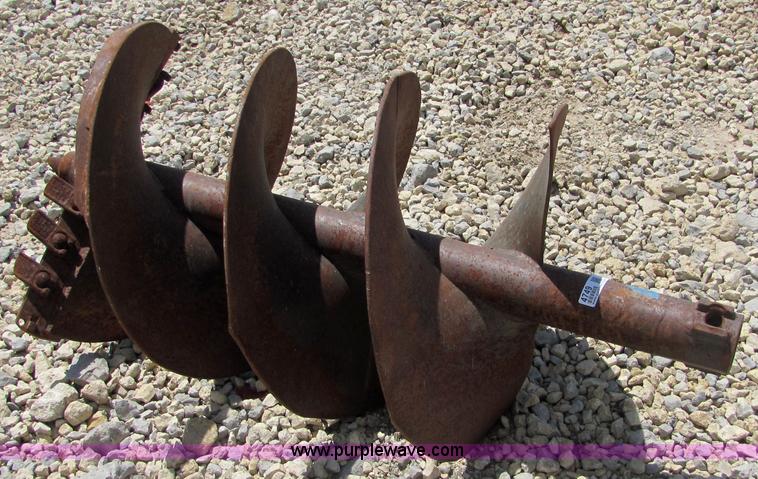 image for item 4749 Skid steer auger