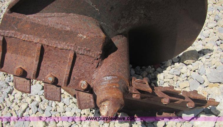 image for item 4749 Skid steer auger