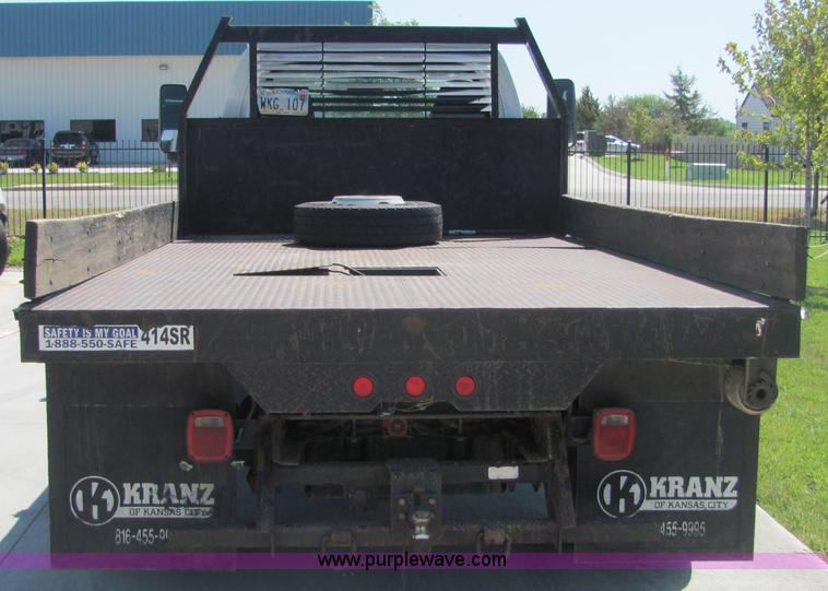 image for item 4776 2005 GMC C5500 dump truck
