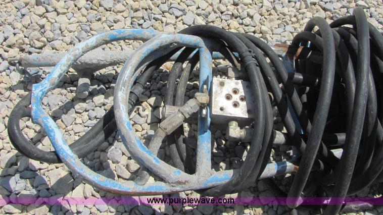 image for item 4781 Concrete roller screed