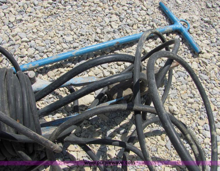 image for item 4781 Concrete roller screed