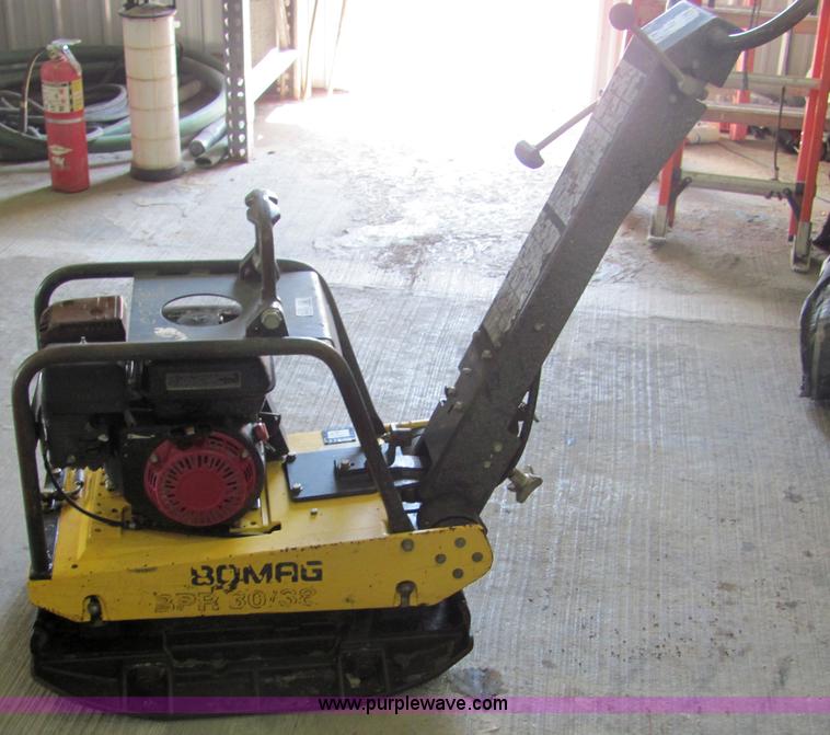 image for item 4785 1999 Bomag BPR 30138 plate compactor