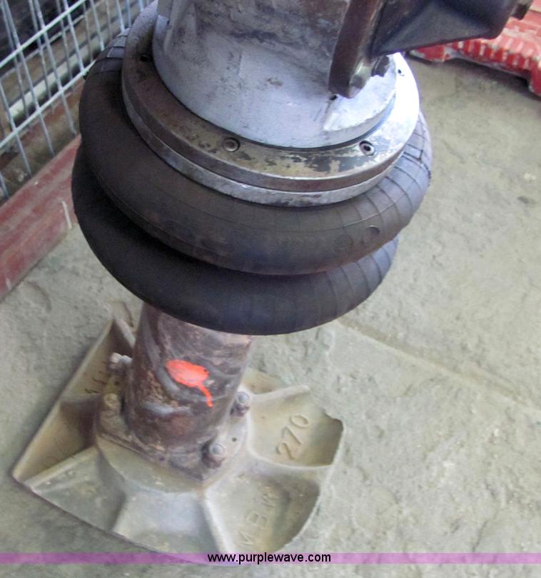 image for item 4790 MBW Jumping Jack EC10 compactor