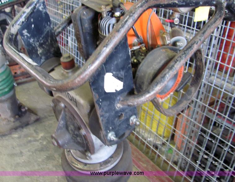 image for item 4790 MBW Jumping Jack EC10 compactor