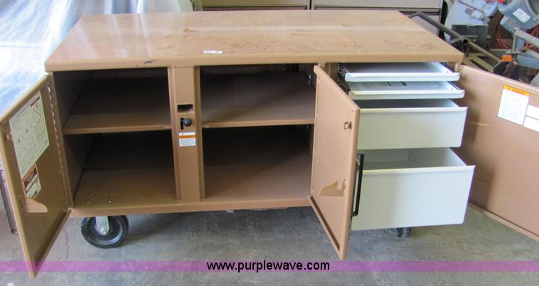 image for item 4802 Job box