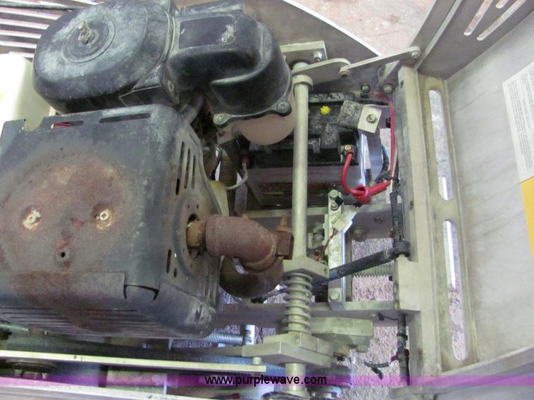 image for item 4804 Soff-cut G-2000 concrete cutting saw