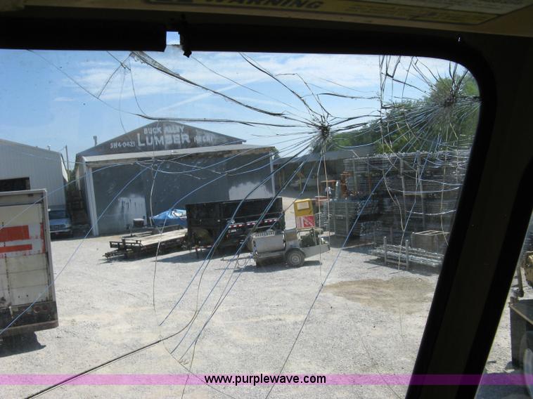 image for item 4813 1981 Fiat-Allis 605B wheel loader