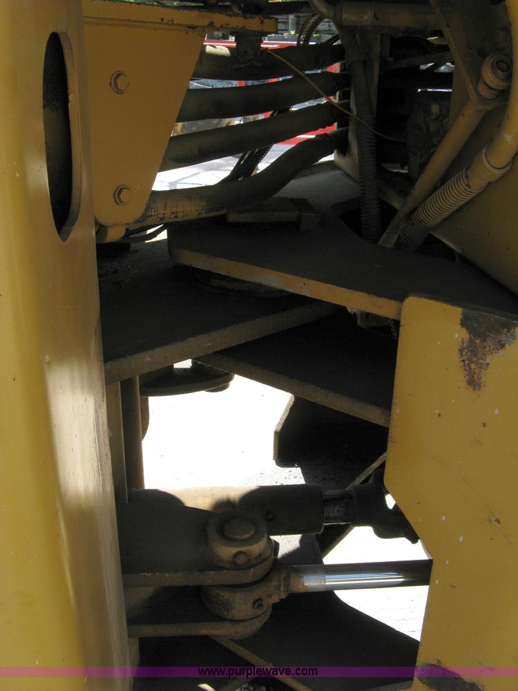 image for item 4813 1981 Fiat-Allis 605B wheel loader