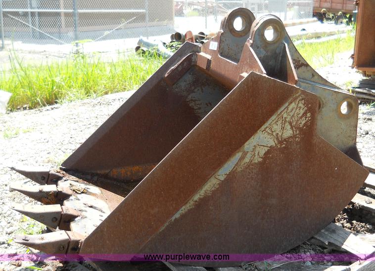 image for item 5004 24" backhoe loader bucket
