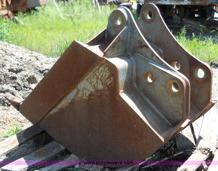 image for item 5004 24" backhoe loader bucket