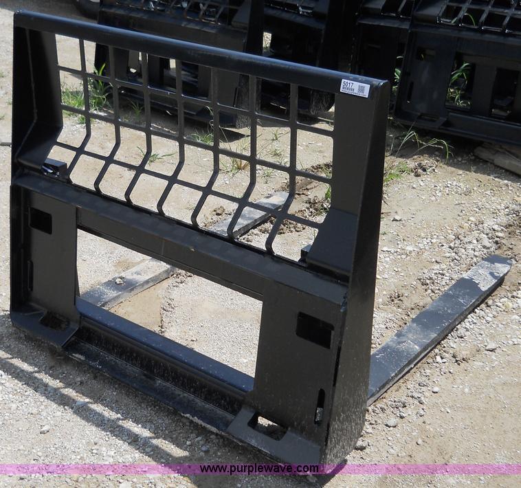 image for item 5017 Pallet fork skid steer attachment