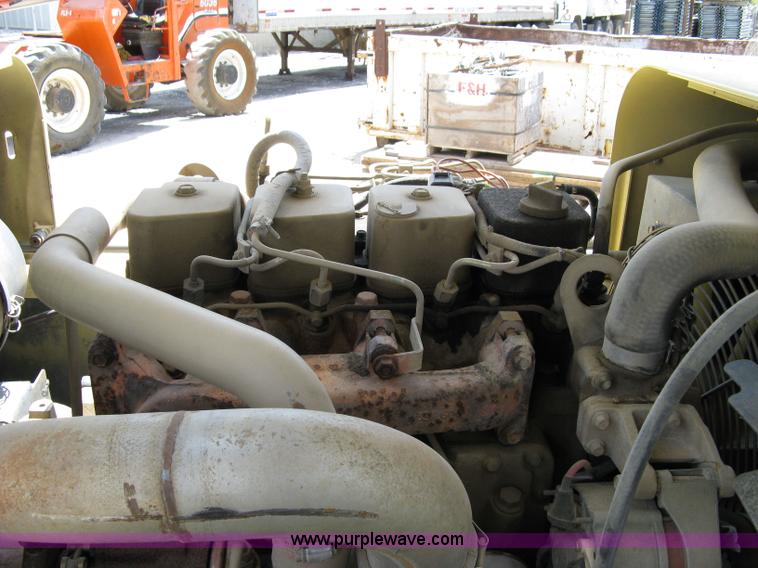 image for item 5058 1999 Ingersoll Rand VR-636 RT telehandler