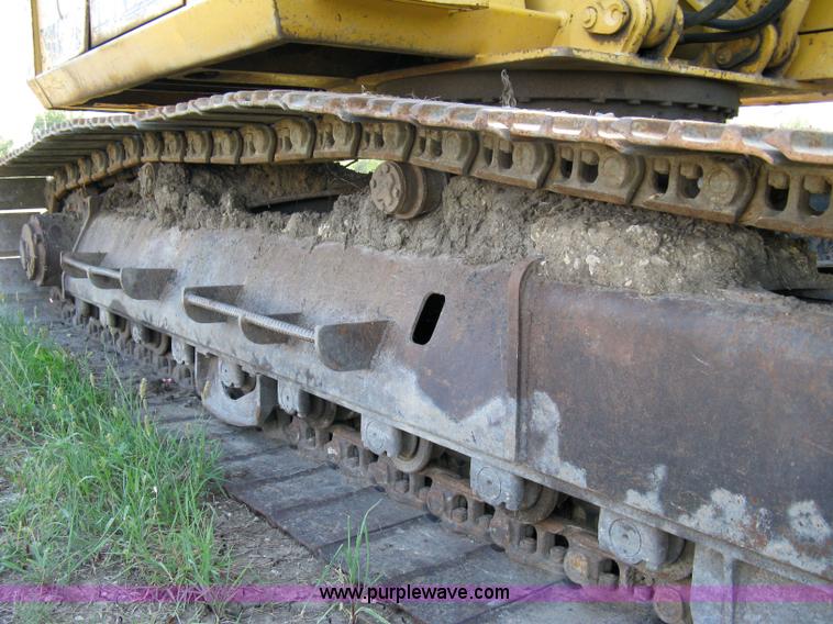 image for item 5066 1992 John Deere 690E LC track excavator