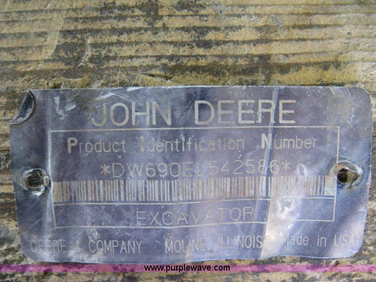 image for item 5066 1992 John Deere 690E LC track excavator