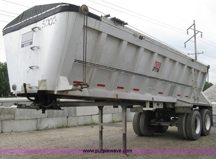 image for item 5088 1994 Vantage SV-102 27' aluminum V-body end dump trailer