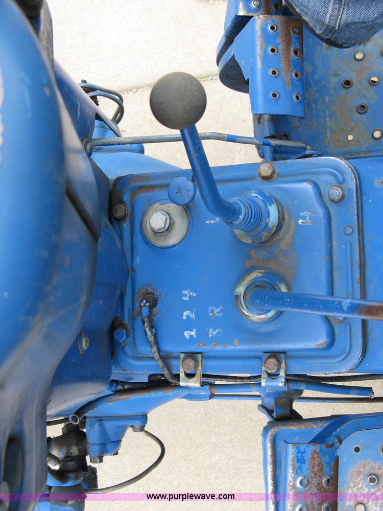 image for item 5089 Ford 2910 tractor