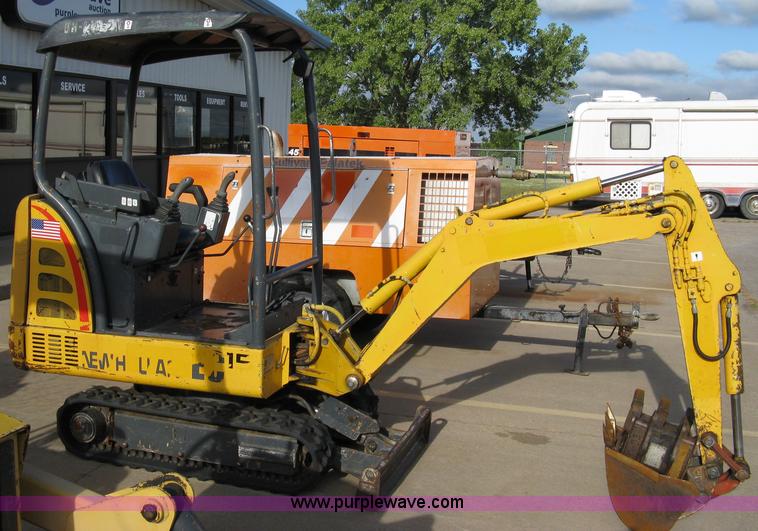 image for item 5091 New Holland EC15 mini excavator