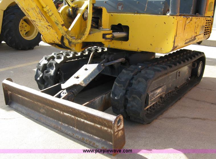 image for item 5091 New Holland EC15 mini excavator